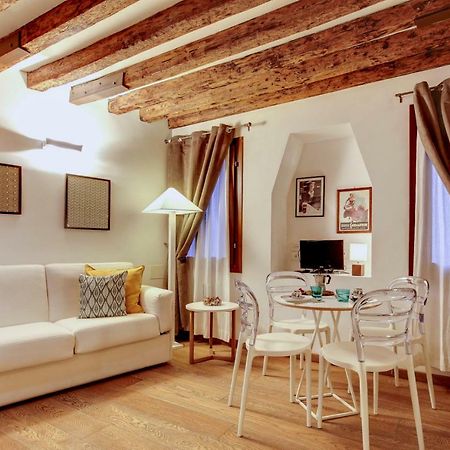 Modern Apartment In Venice Gf Exterior foto