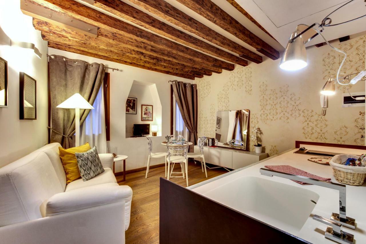 Modern Apartment In Venice Gf Exterior foto
